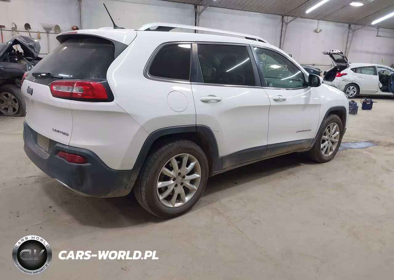 2015 Jeep Cherokee Limited VIN:1C4PJMDS7FW615374 - 4