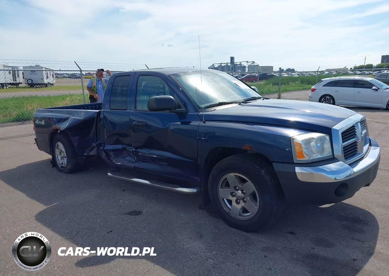 2005 Dodge Dakota Slt VIN:1D7HW42N35S163972 - 13