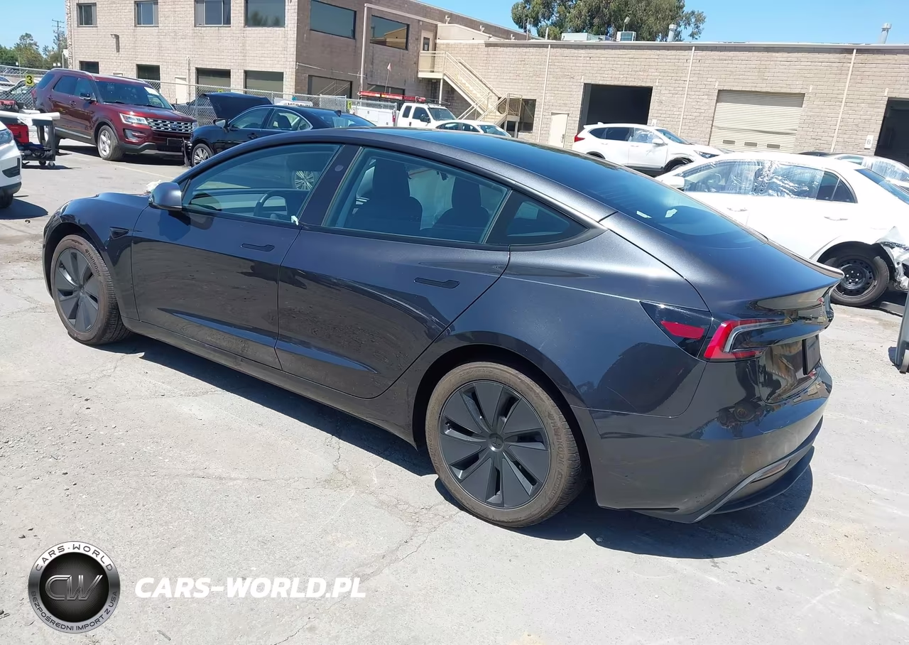 2025 Tesla Model 3 Long Range Rear-Wheel Drive-Standard Rear-Wheel Drive VIN:5YJ3E1EAXSF057851 - 3