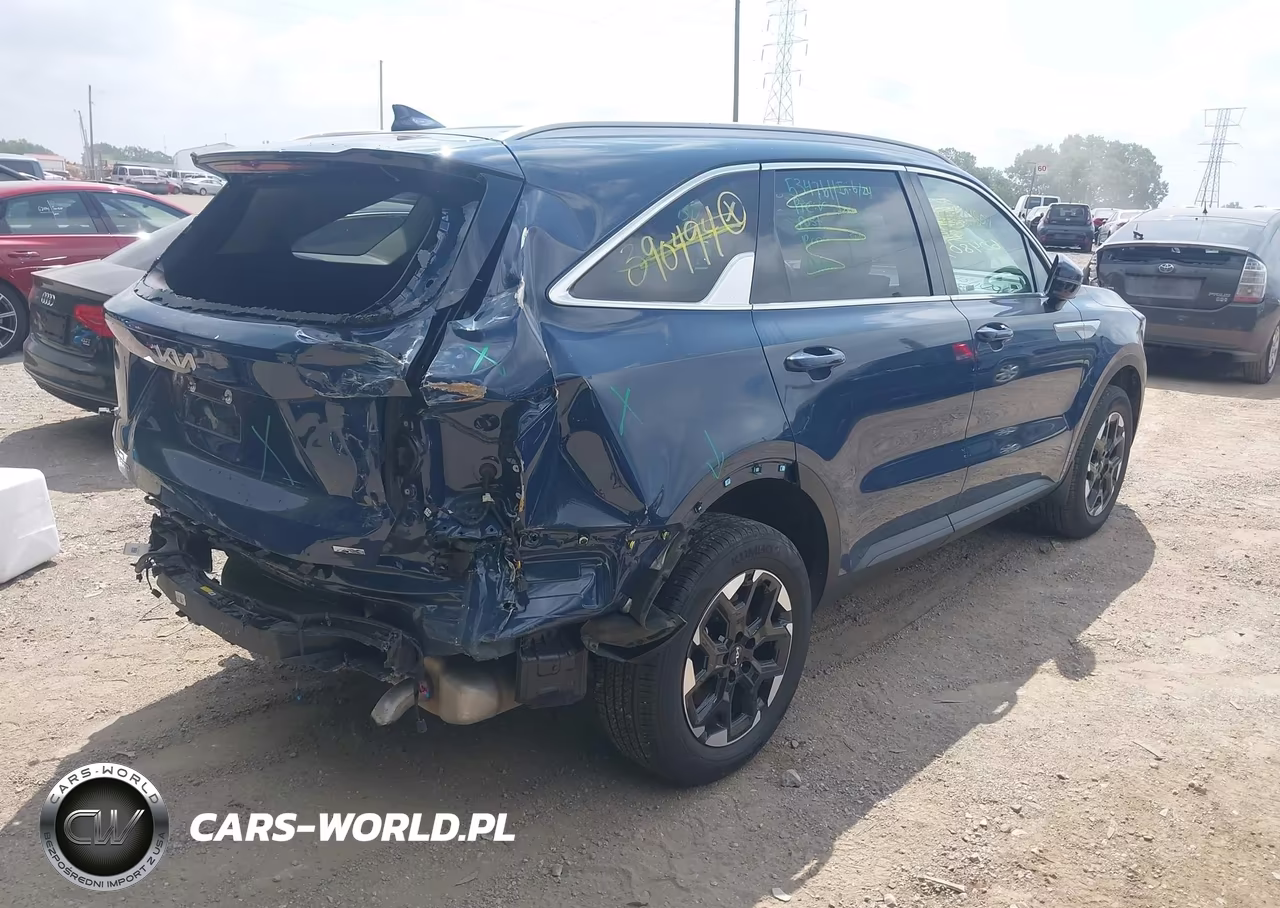 2025 Kia Sorento S VIN:5XYRLDJC9SG390494 - 4