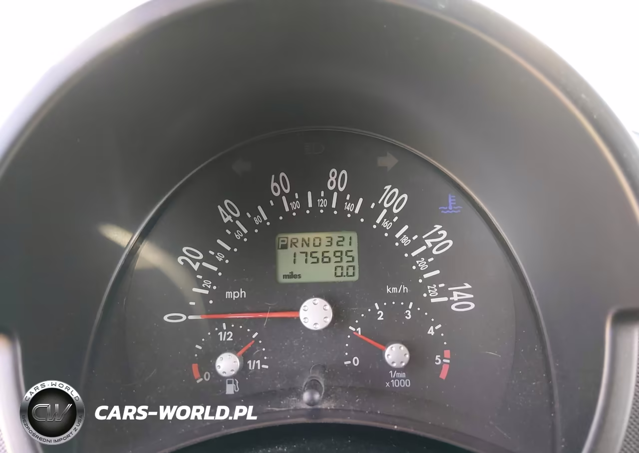 2000 Volkswagen New Beetle Gls Tdi VIN:3VWCF21C1YM469863 - 7