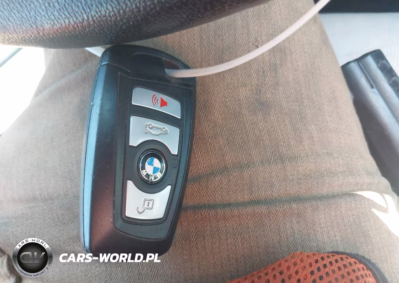 2017 BMW X3 xDrive28I VIN:5UXWX9C38H0T23920 - 11