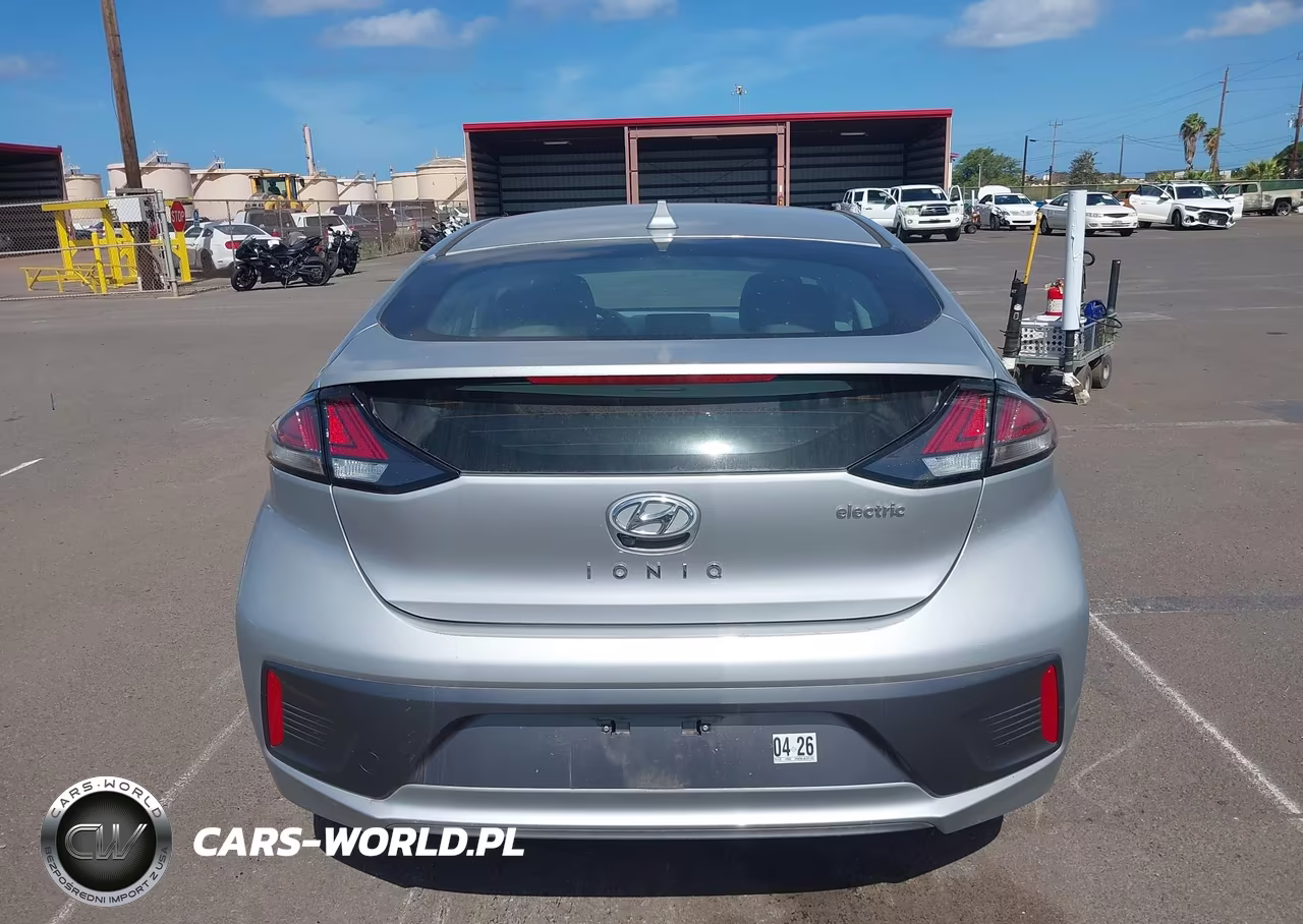 2020 Hyundai Ioniq Electric Limited VIN:KMHC85LJ6LU071283 - 16