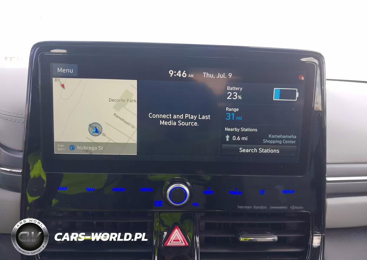 2020 Hyundai Ioniq Electric Limited VIN:KMHC85LJ6LU071283 - 18