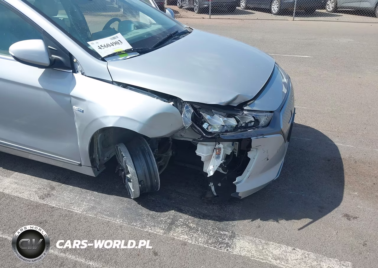 2020 Hyundai Ioniq Electric Limited VIN:KMHC85LJ6LU071283 - 6