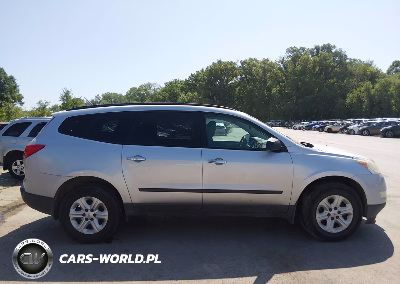 2011 Chevrolet Traverse Ls VIN:1GNKVFED5BJ282780 - 13