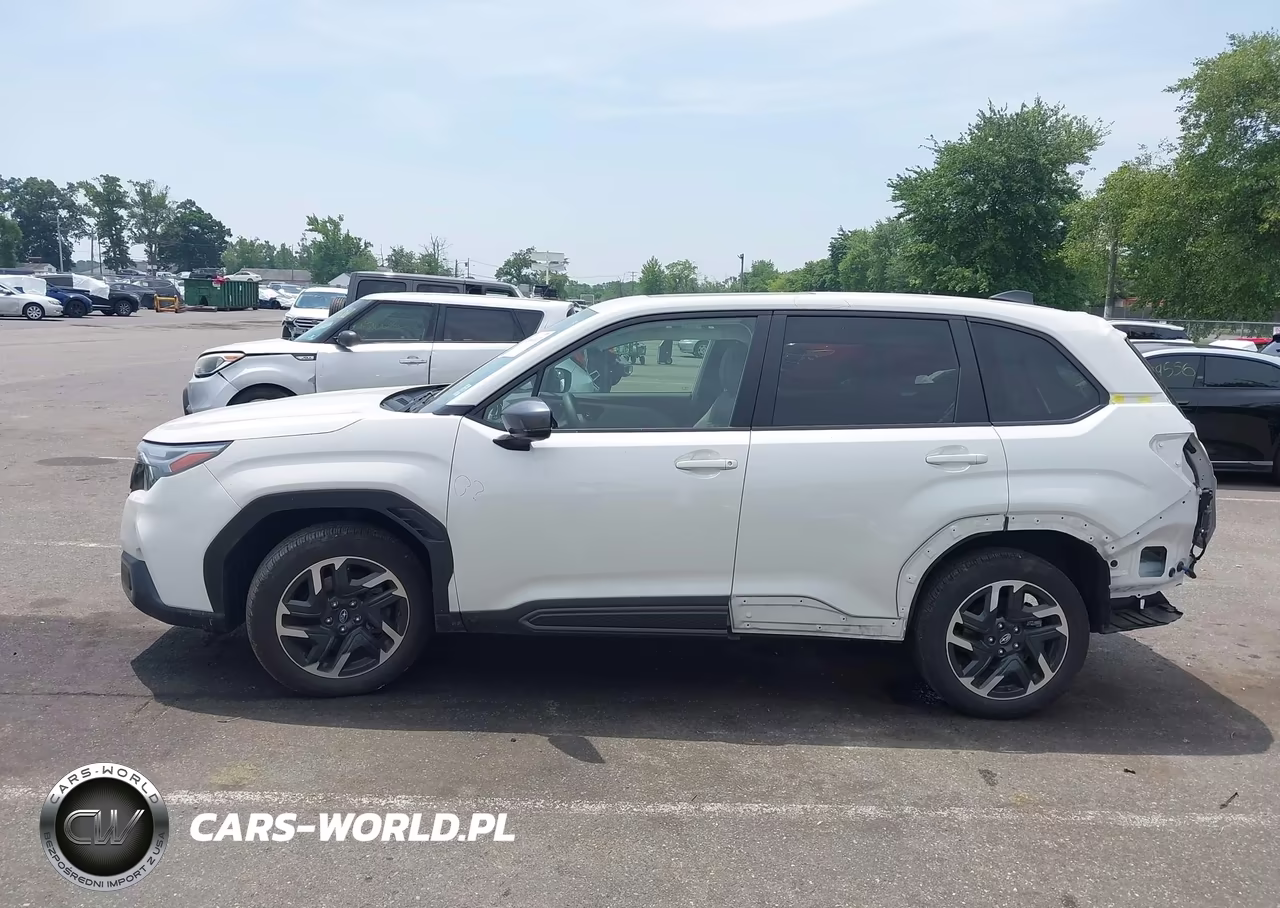 2025 Subaru Forester Limited VIN:JF2SLDRC7SH568448 - 14