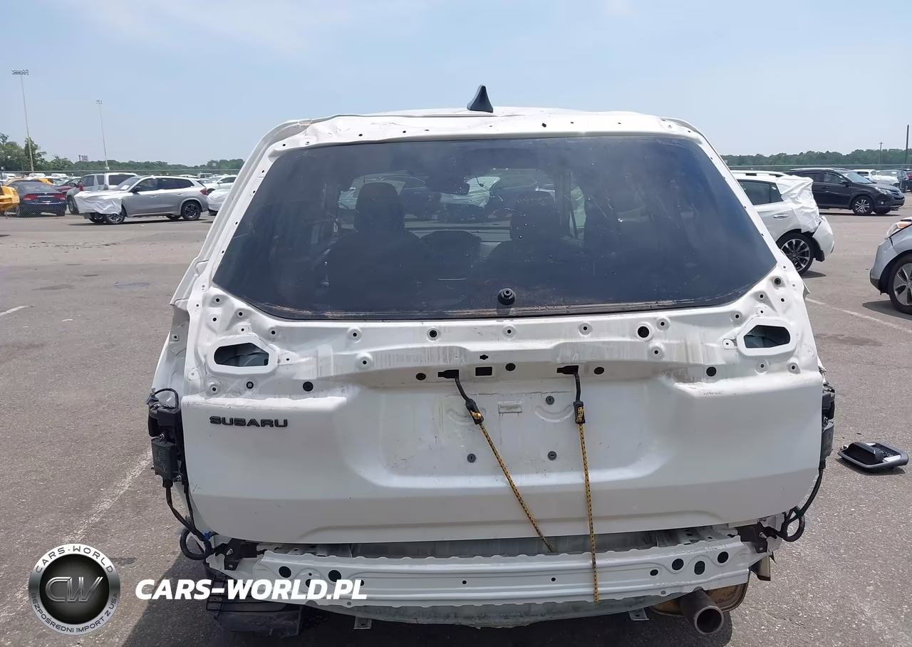 2025 Subaru Forester Limited VIN:JF2SLDRC7SH568448 - 16