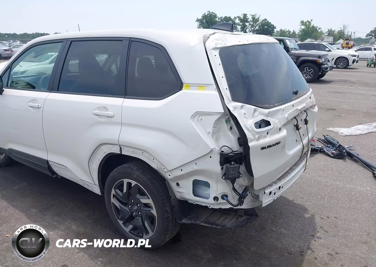 2025 Subaru Forester Limited VIN:JF2SLDRC7SH568448 - 6