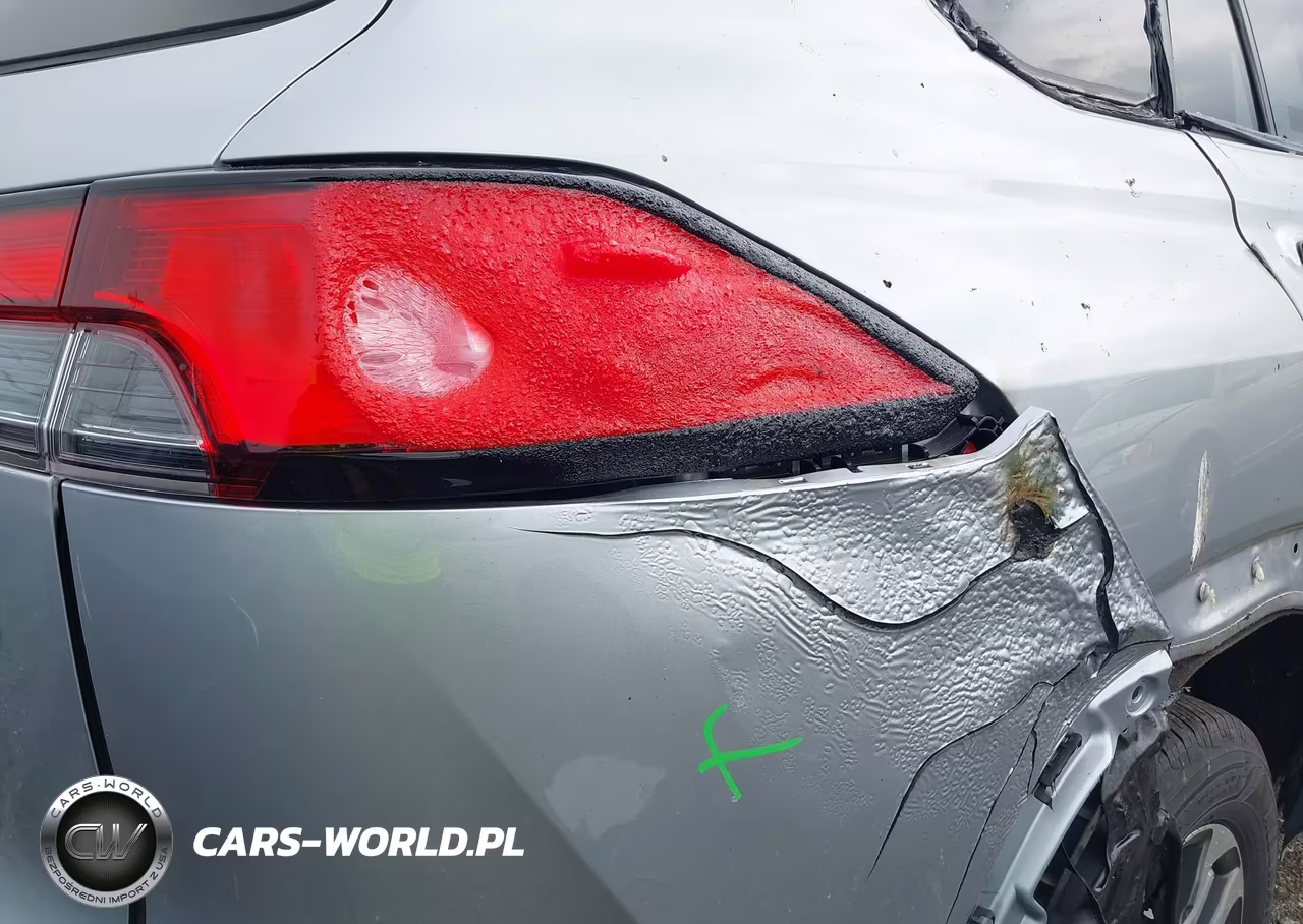 2023 Toyota Corolla Cross Xle VIN:7MUDAABG7PV069568 - 16