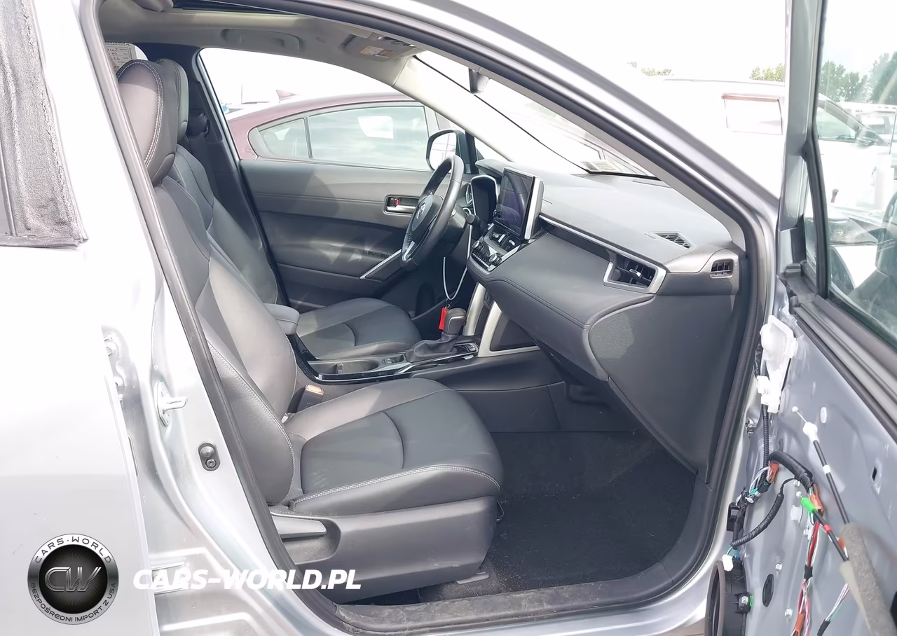 2023 Toyota Corolla Cross Xle VIN:7MUDAABG7PV069568 - 5