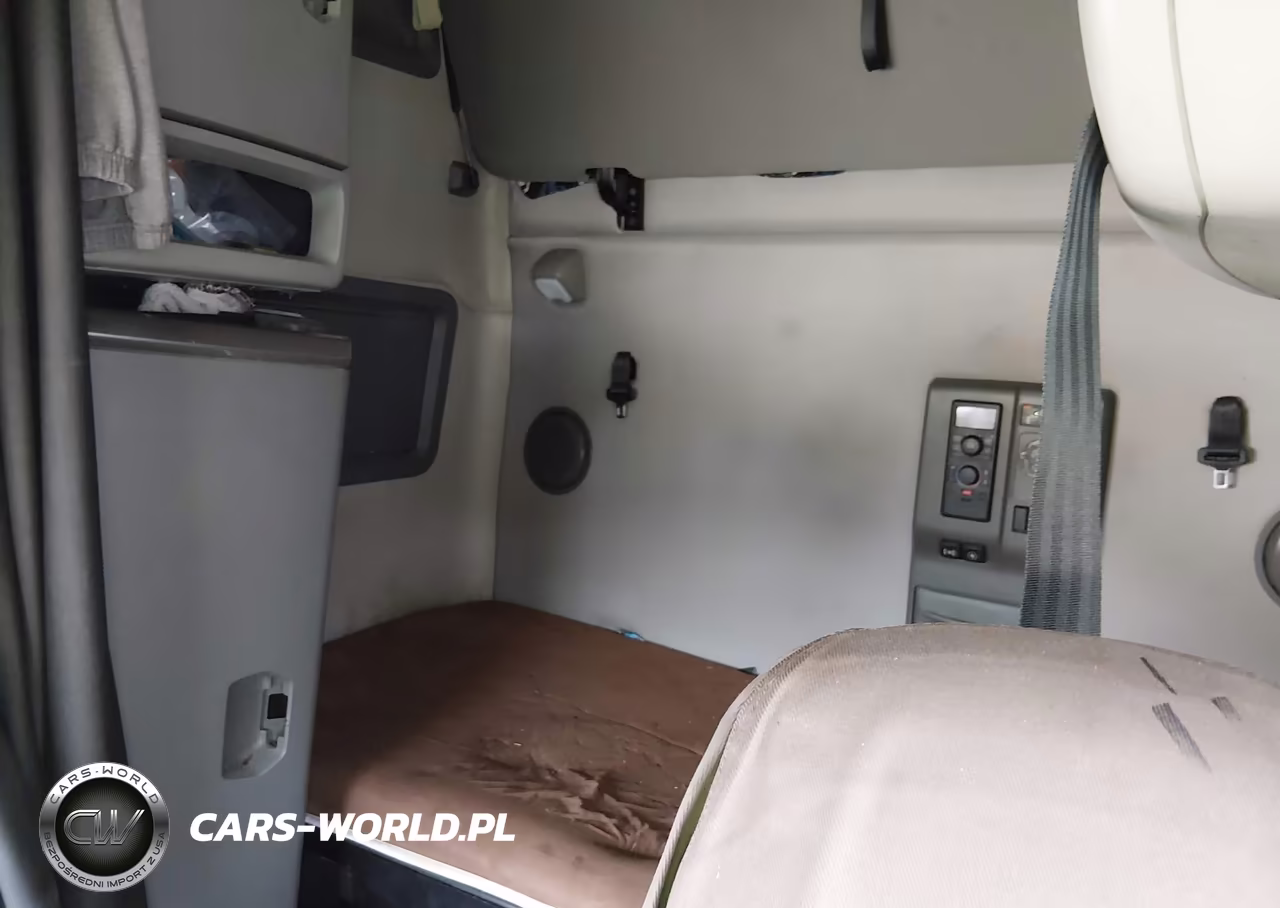 2020 Volvo Vnl VIN:4V4NC9EH1LN235650 - 7