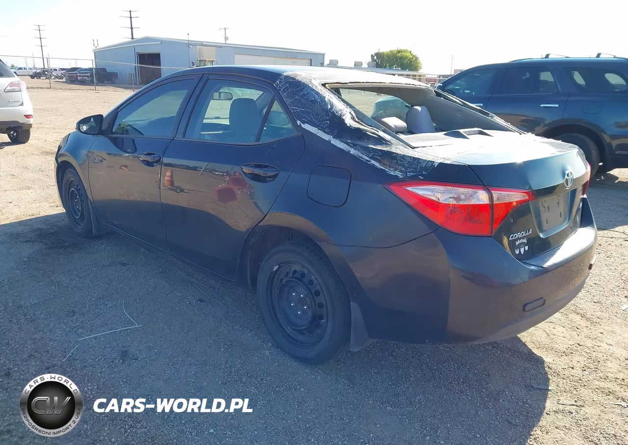 2018 Toyota Corolla Le VIN:2T1BURHE1JC038491 - 3