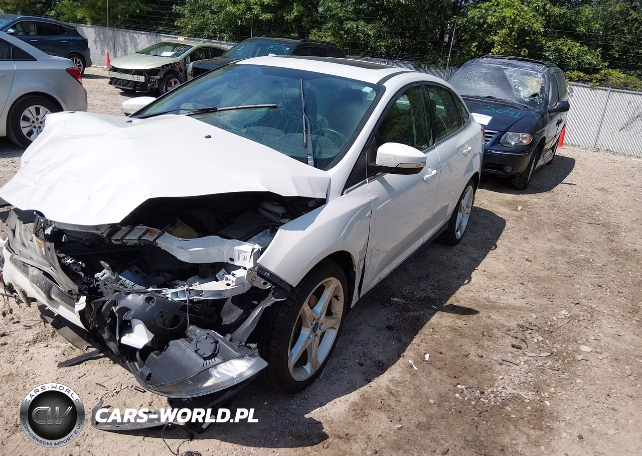 2013 Ford Focus Titanium VIN:1FADP3J25DL252108 - 2