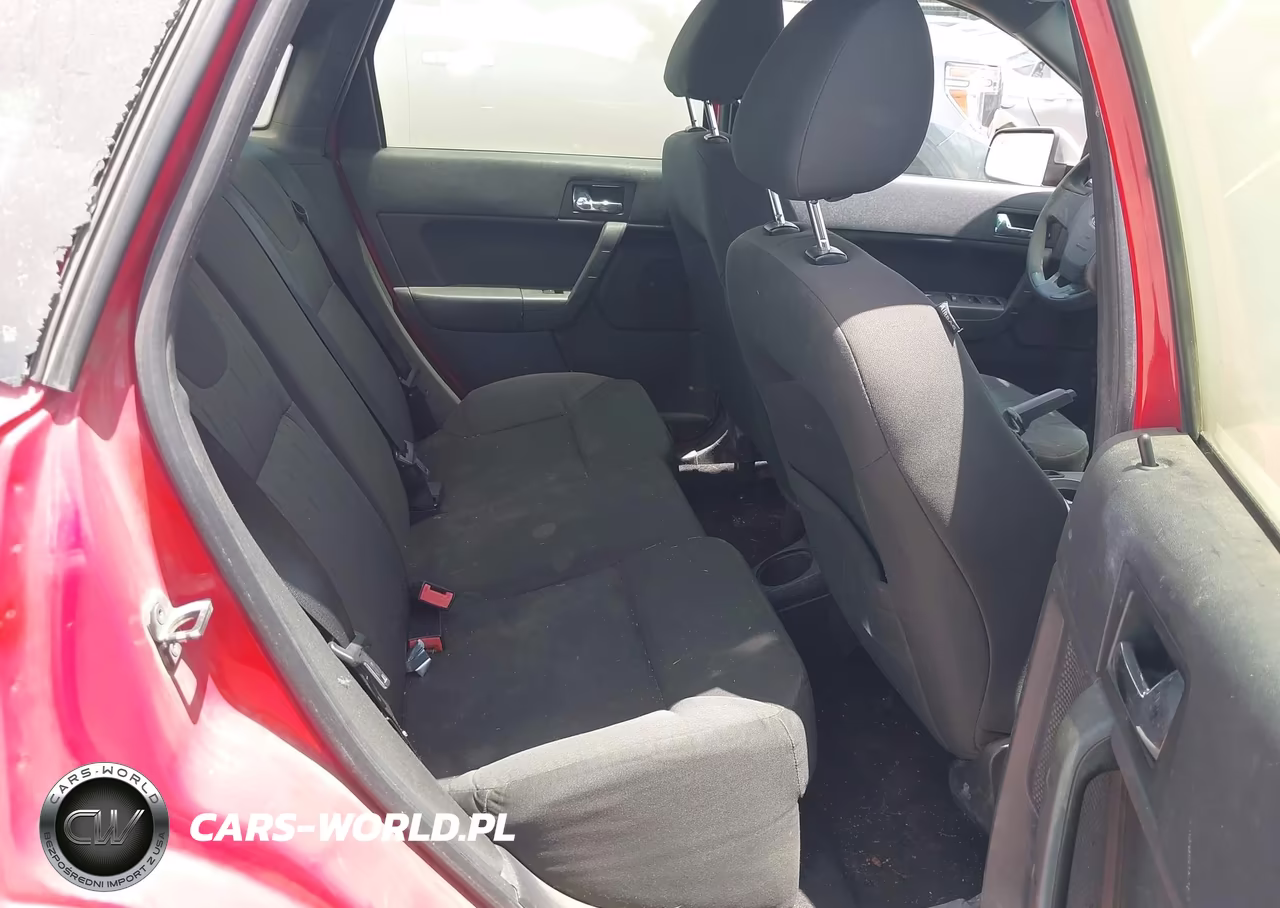 2008 Ford Focus Se-Ses VIN:1FAHP35N18W278635 - 8