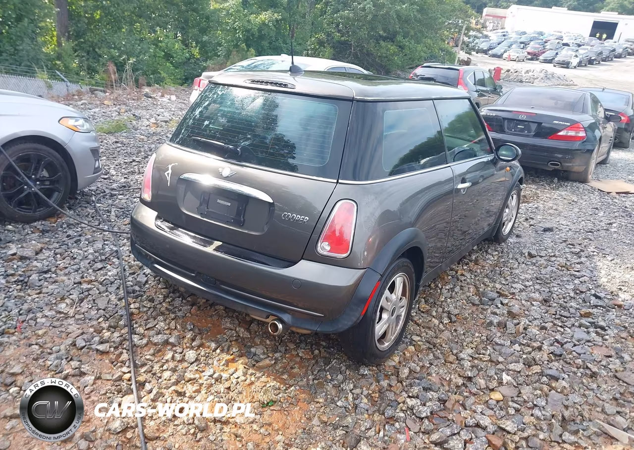 2006 Mini Cooper VIN:WMWRC33546TJ78182 - 4