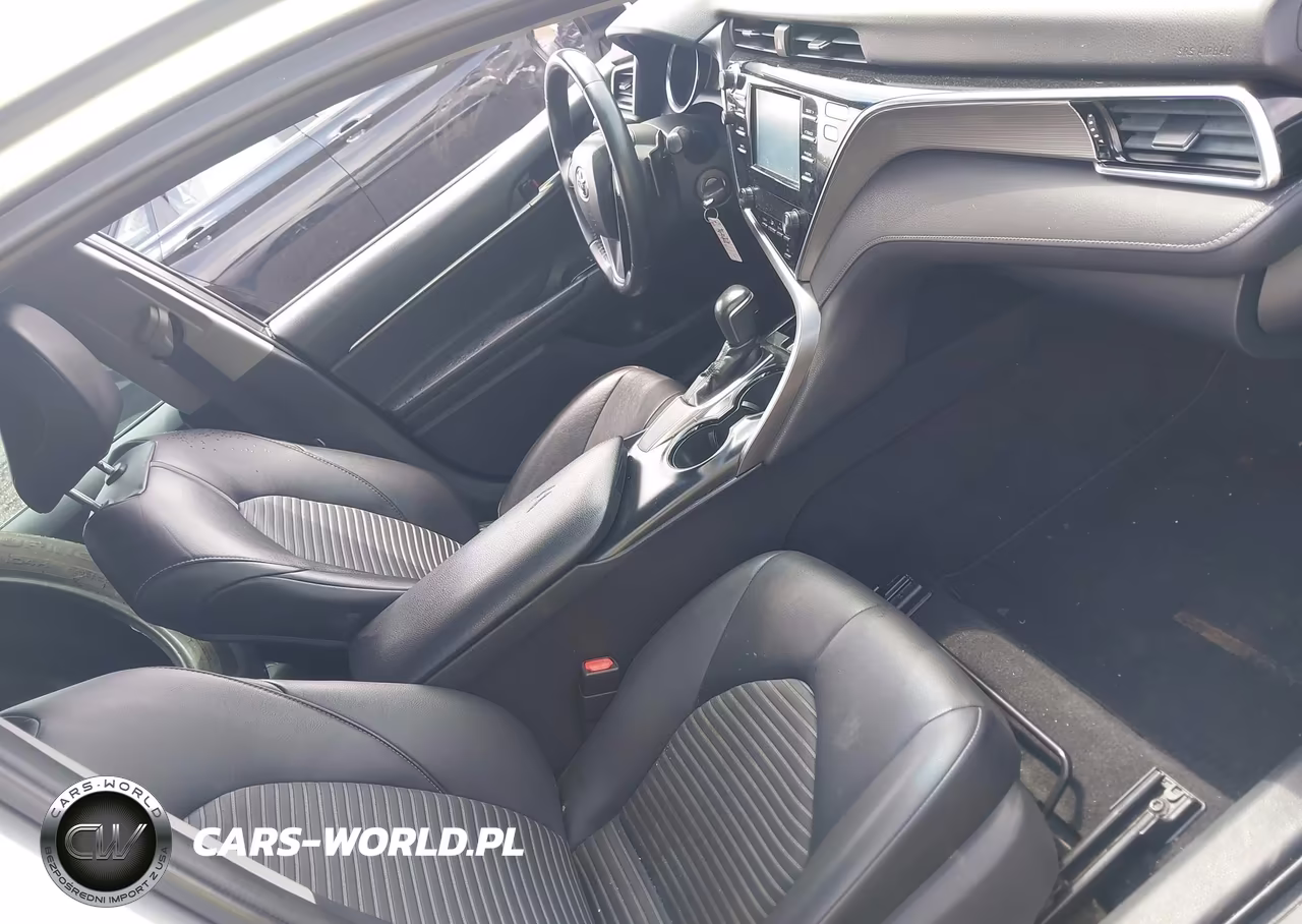 2018 Toyota Camry Se VIN:4T1B11HK1JU600078 - 5