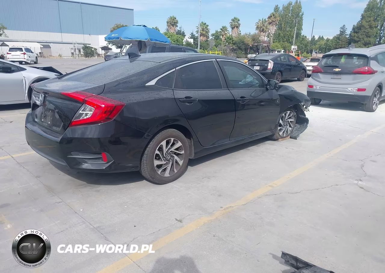 2017 Honda Civic Ex VIN:19XFC2F77HE229375 - 4