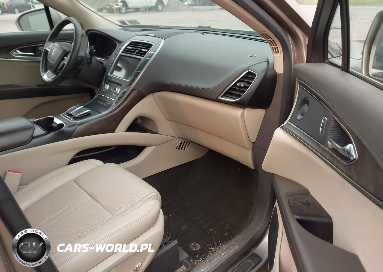 2019 Lincoln Nautilus Reserve VIN:2LMPJ8L92KBL60862 - 5