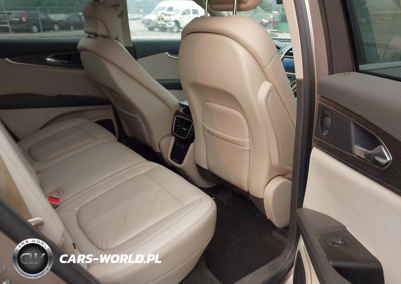 2019 Lincoln Nautilus Reserve VIN:2LMPJ8L92KBL60862 - 8