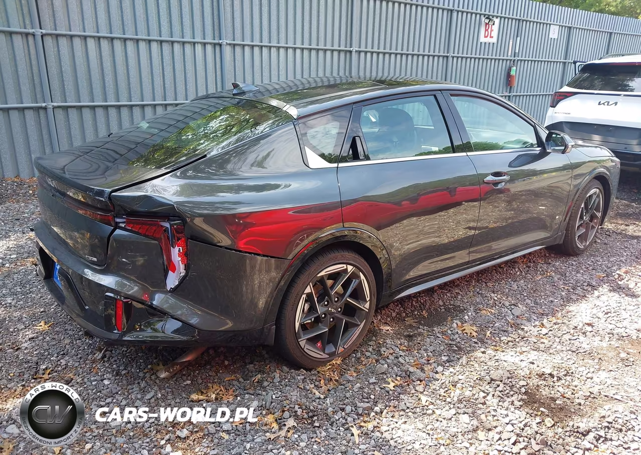 2026 Kia K4 Gt-Line VIN:3KPFW4DE6TE358236 - 4