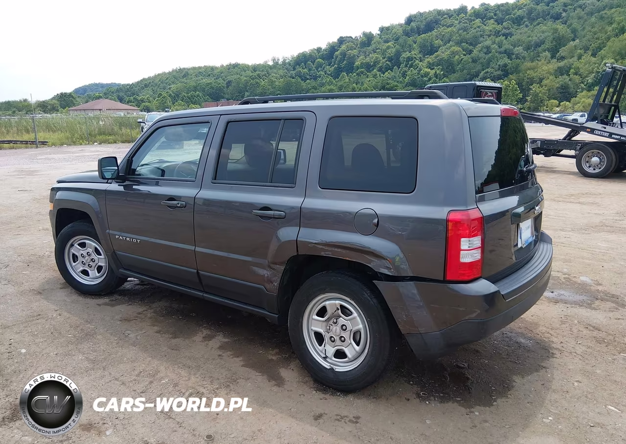 2015 Jeep Patriot Sport VIN:1C4NJPBB1FD342133 - 3