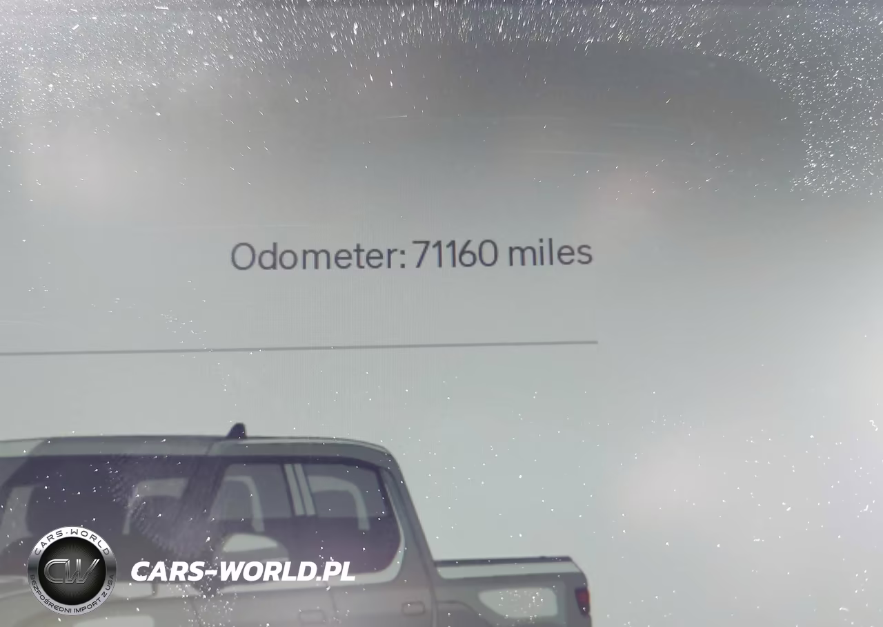 2022 Rivian R1T Launch Edition VIN:7FCTGAAL9NN005547 - 15