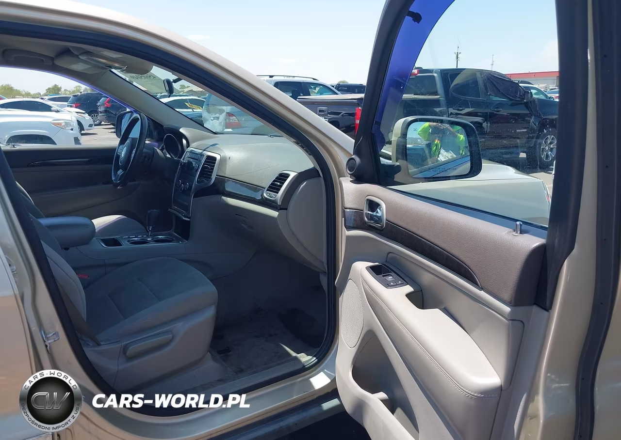 2011 Jeep Grand Cherokee Laredo VIN:1J4RR4GG0BC577162 - 5