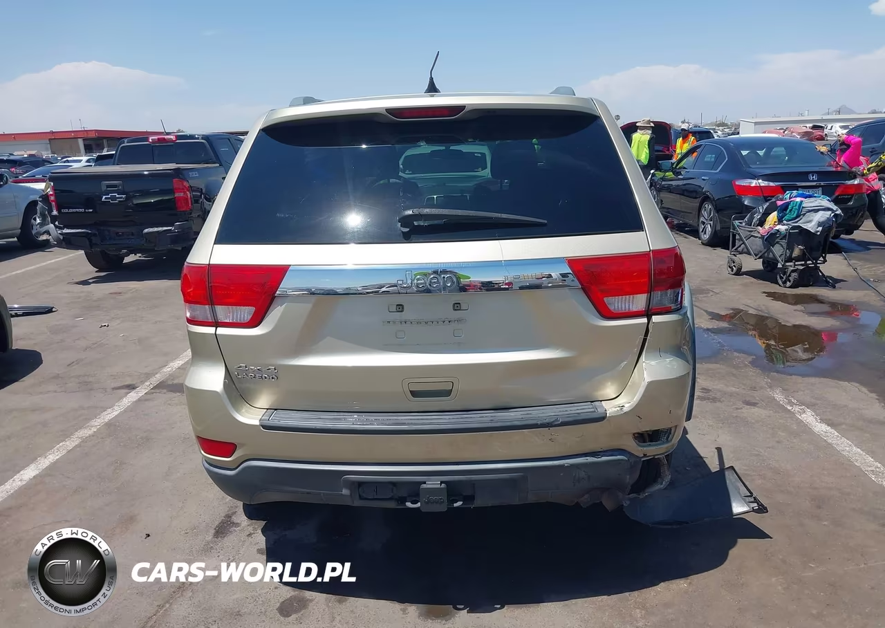 2011 Jeep Grand Cherokee Laredo VIN:1J4RR4GG0BC577162 - 6