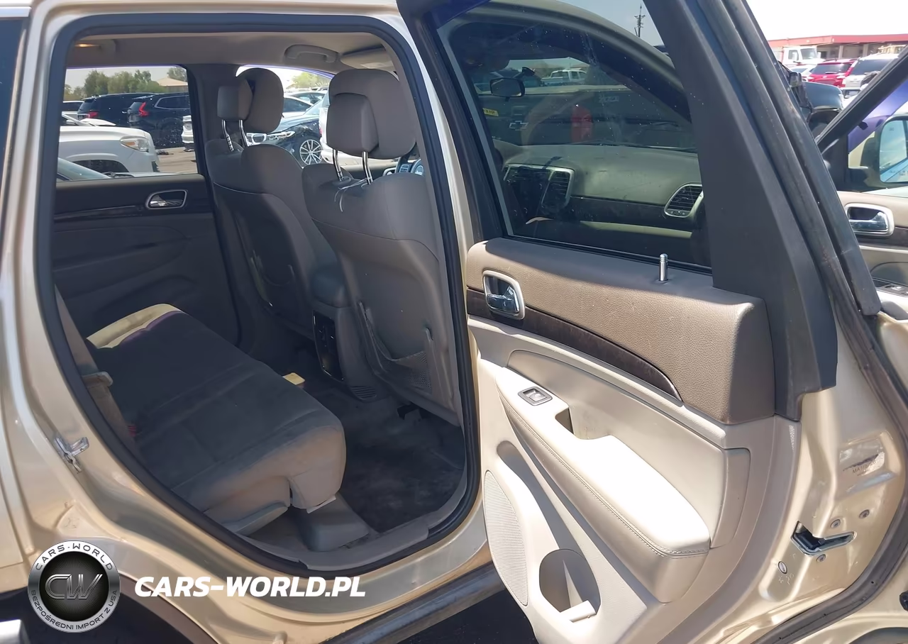 2011 Jeep Grand Cherokee Laredo VIN:1J4RR4GG0BC577162 - 8