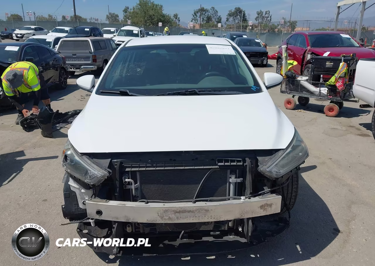 2017 Hyundai Ioniq Hybrid Sel VIN:KMHC75LCXHU047614 - 13