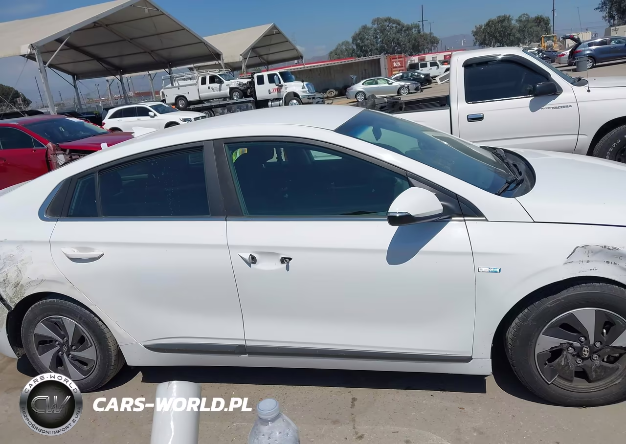 2017 Hyundai Ioniq Hybrid Sel VIN:KMHC75LCXHU047614 - 14