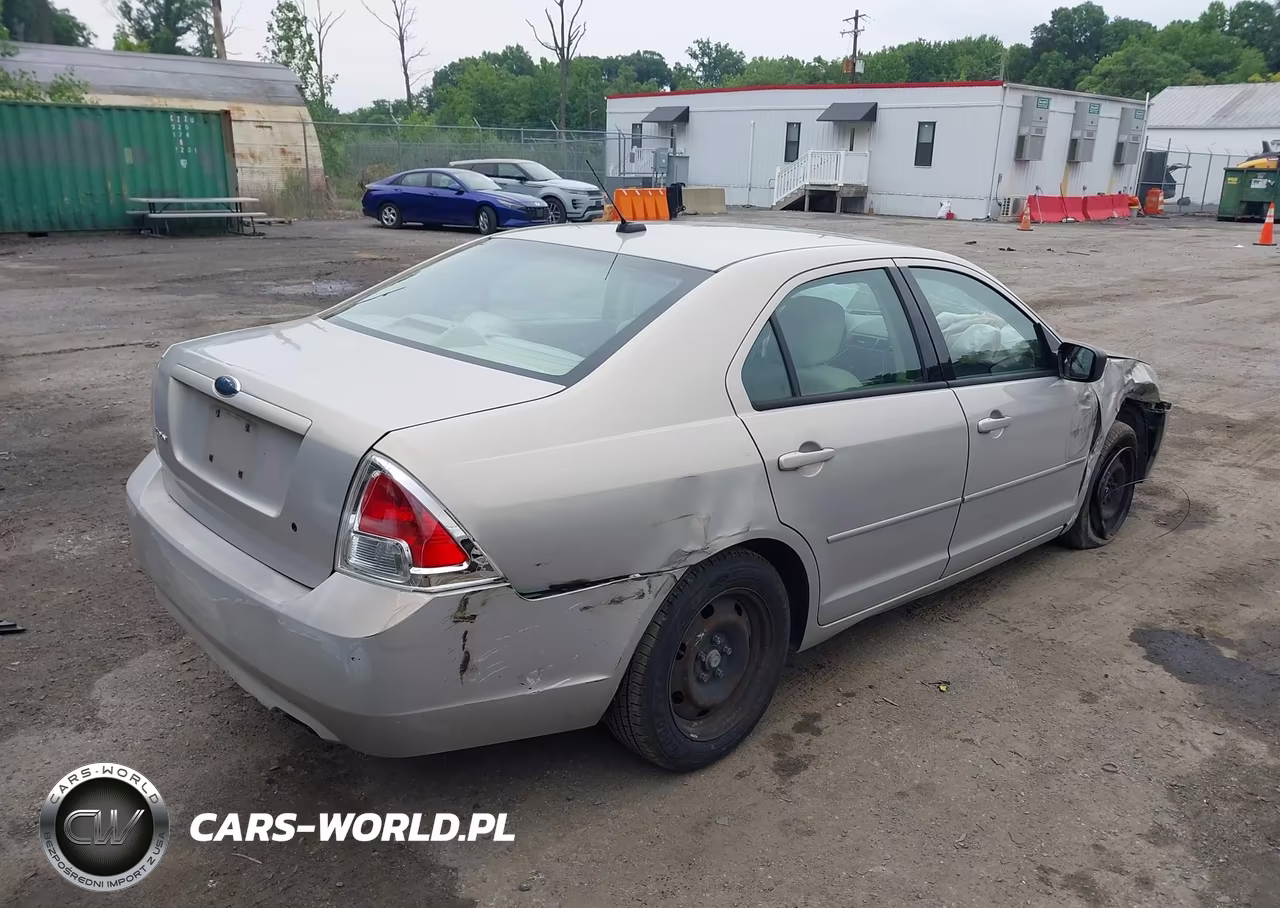 2009 Ford Fusion S VIN:3FAHP06Z99R175029 - 4