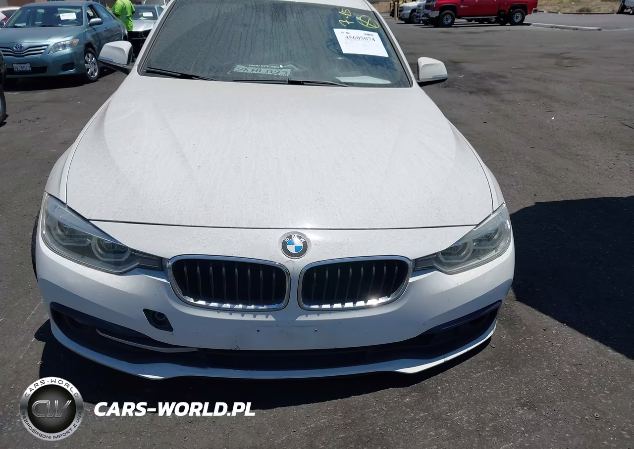 2018 BMW 330I VIN:WBA8B9C5XJEE80948 - 11