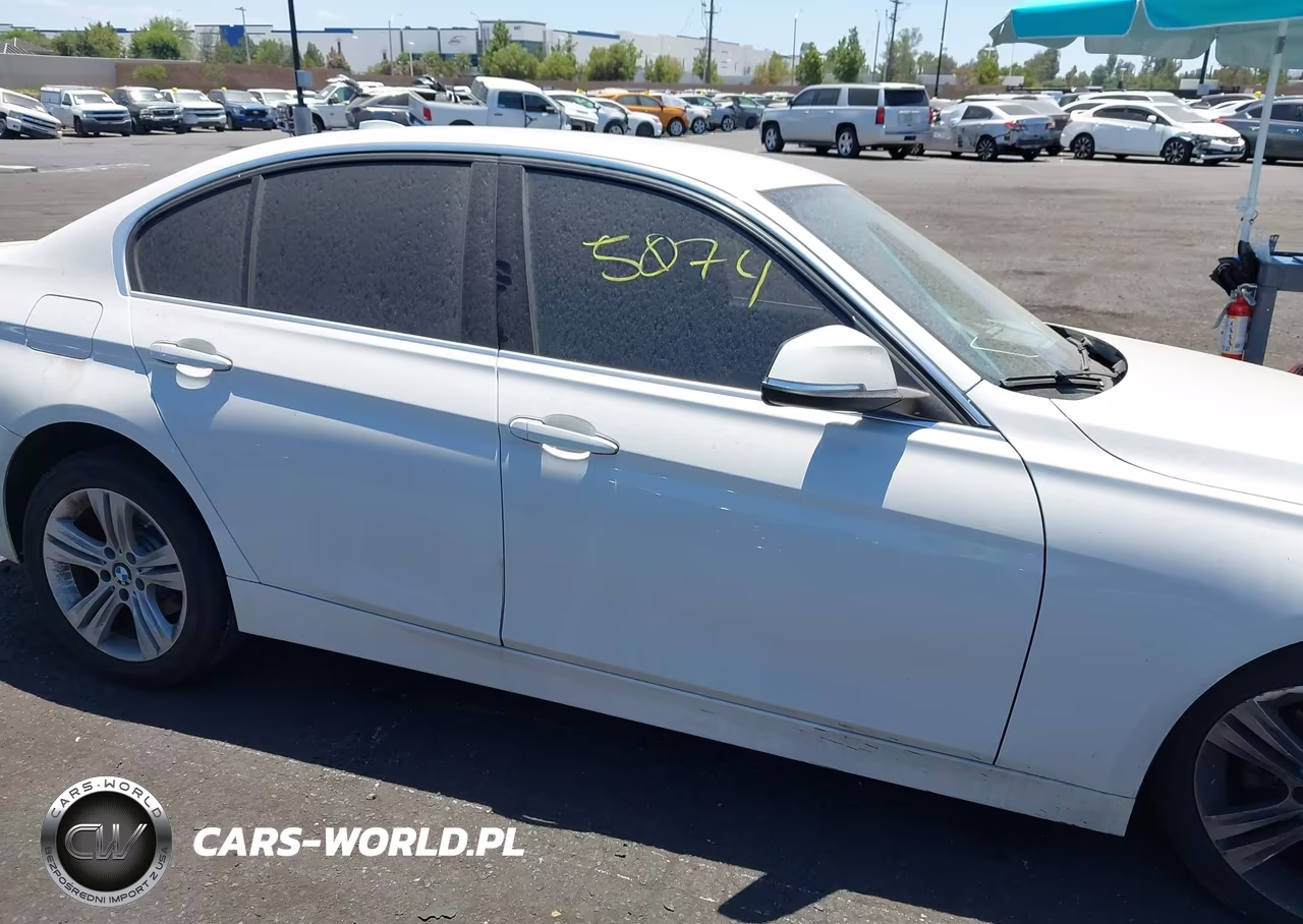 2018 BMW 330I VIN:WBA8B9C5XJEE80948 - 12