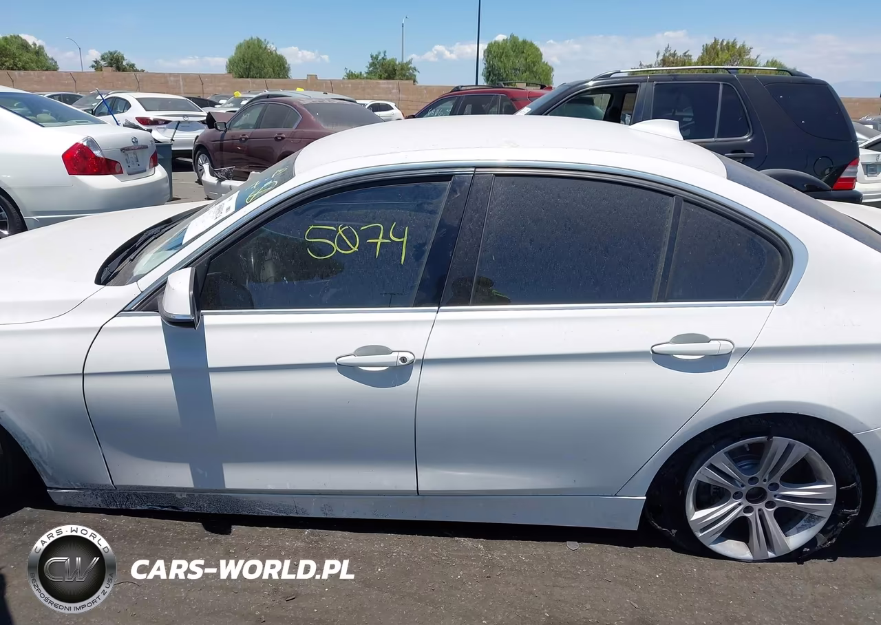 2018 BMW 330I VIN:WBA8B9C5XJEE80948 - 13