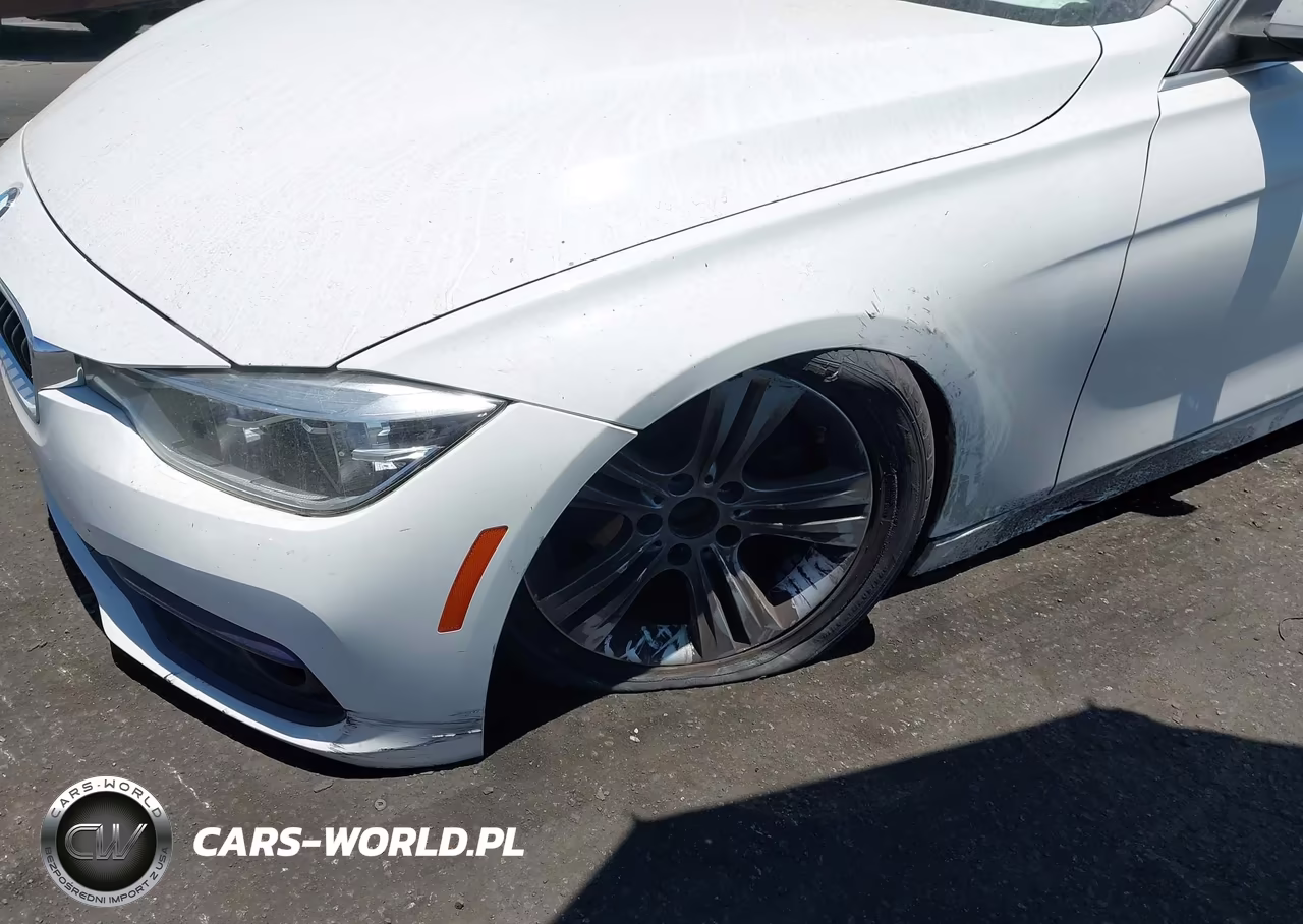 2018 BMW 330I VIN:WBA8B9C5XJEE80948 - 6