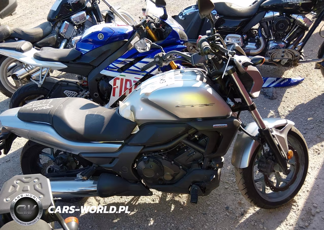 2016 Honda Ctx700 N VIN:JH2RC6806GK200179 - 12