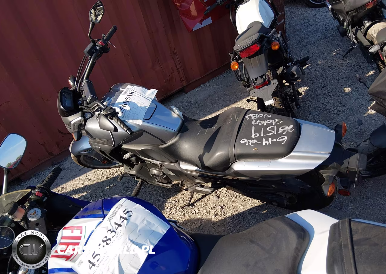 2016 Honda Ctx700 N VIN:JH2RC6806GK200179 - 13