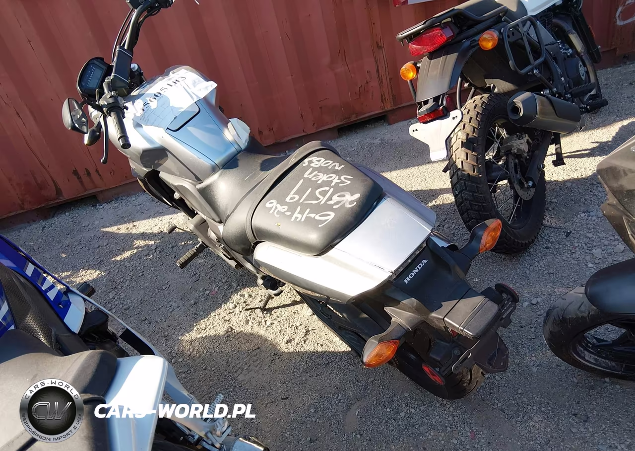 2016 Honda Ctx700 N VIN:JH2RC6806GK200179 - 3