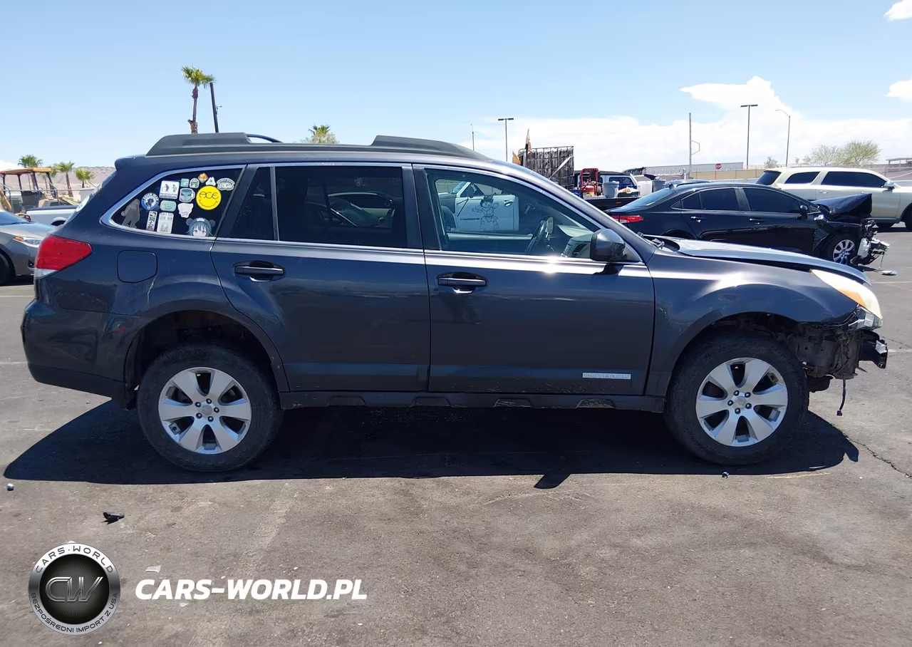 2012 Subaru Outback 2.5I Premium VIN:4S4BRCCCXC3252603 - 14