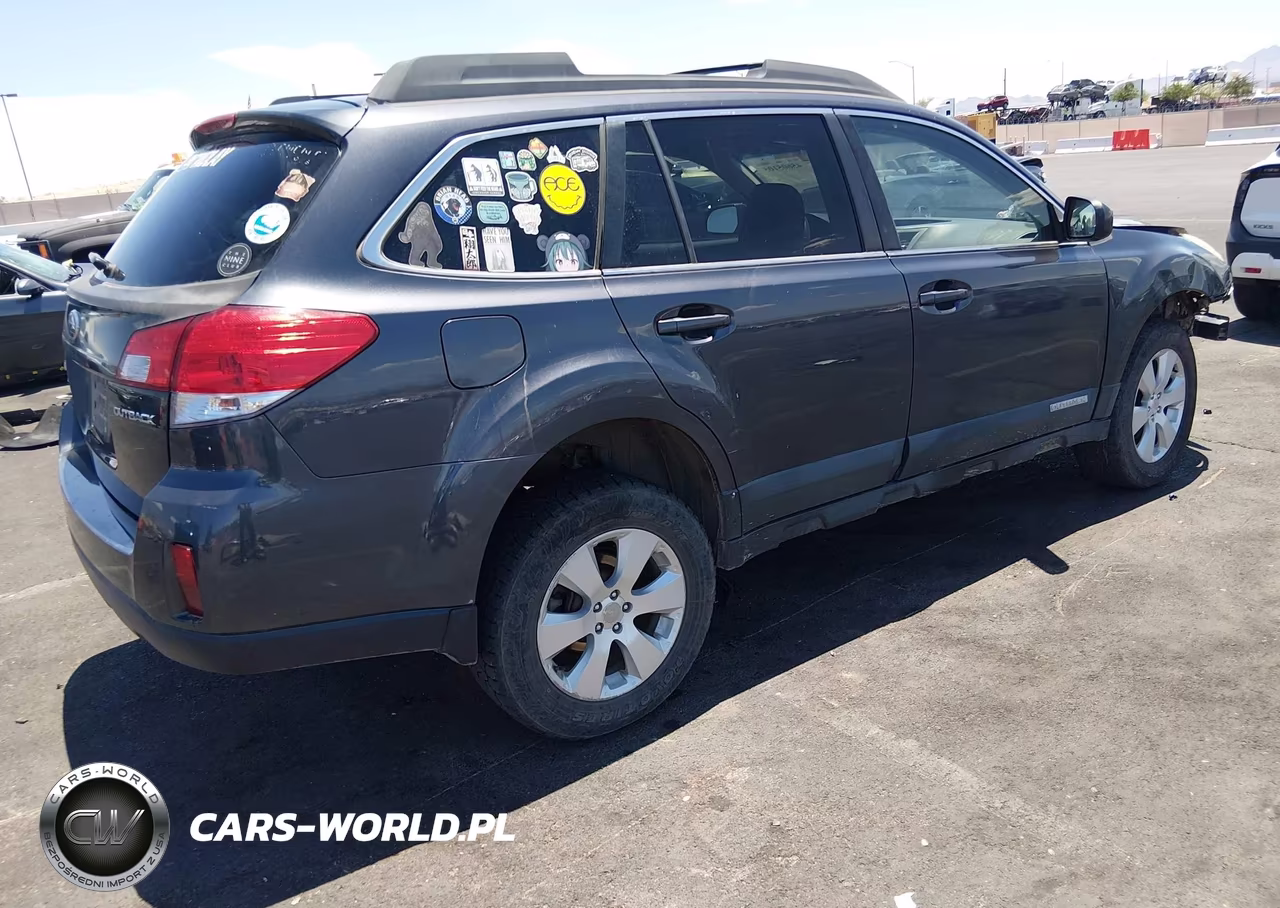 2012 Subaru Outback 2.5I Premium VIN:4S4BRCCCXC3252603 - 4