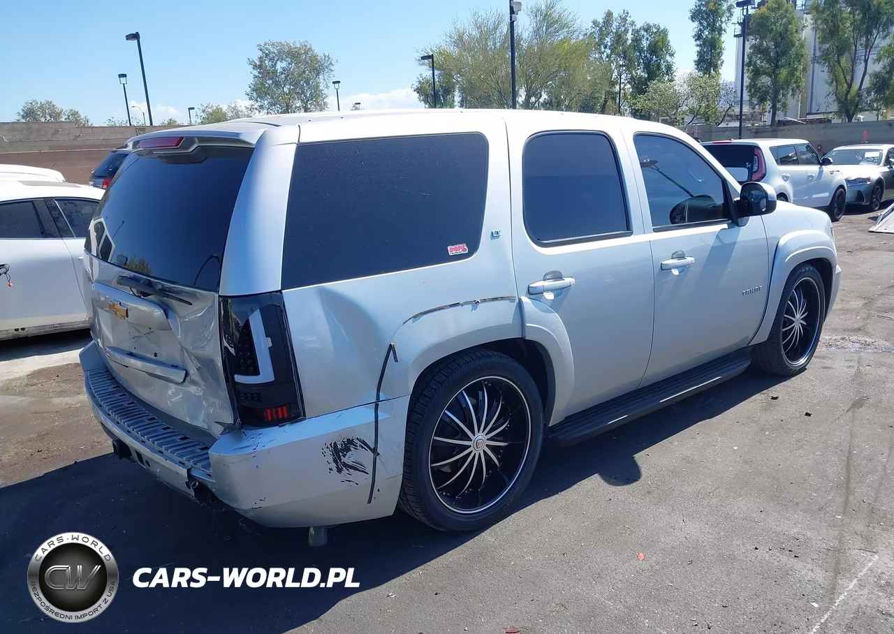 2013 Chevrolet Tahoe Lt VIN:1GNSCBE07DR301393 - 4