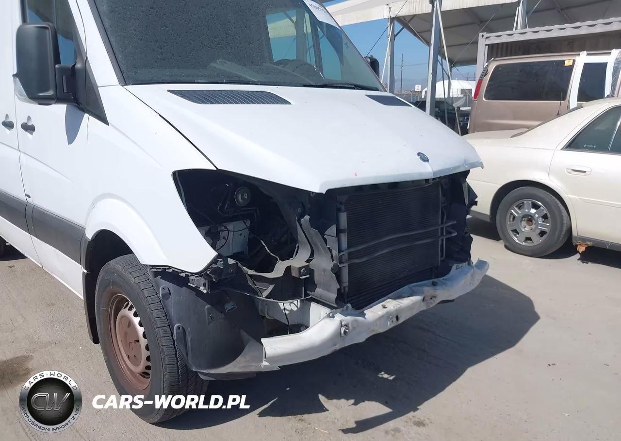 2014 Mercedes-Benz Sprinter 2500 Normal Roof VIN:WD3PE7CC1E5832899 - 13