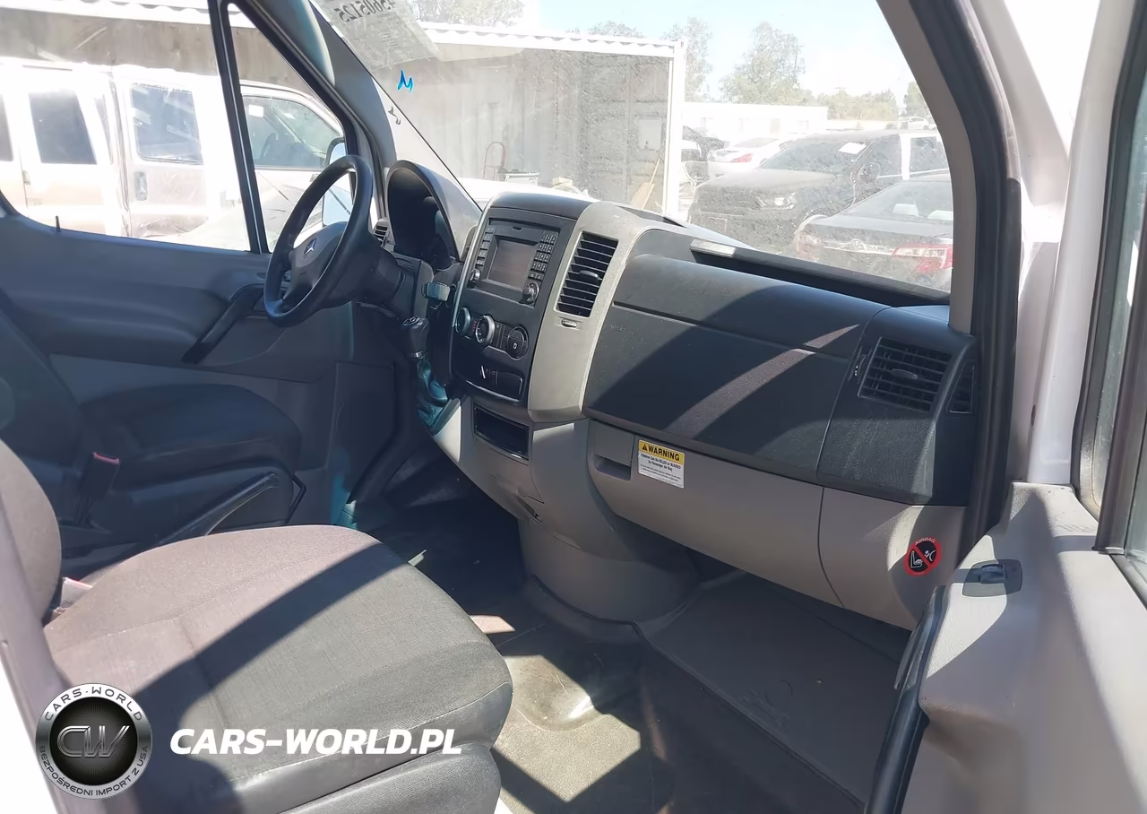 2014 Mercedes-Benz Sprinter 2500 Normal Roof VIN:WD3PE7CC1E5832899 - 5