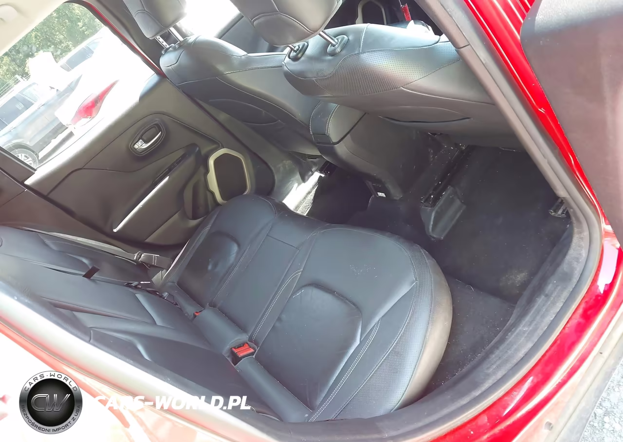 2016 Jeep Renegade Limited VIN:ZACCJBDT2GPC68885 - 8