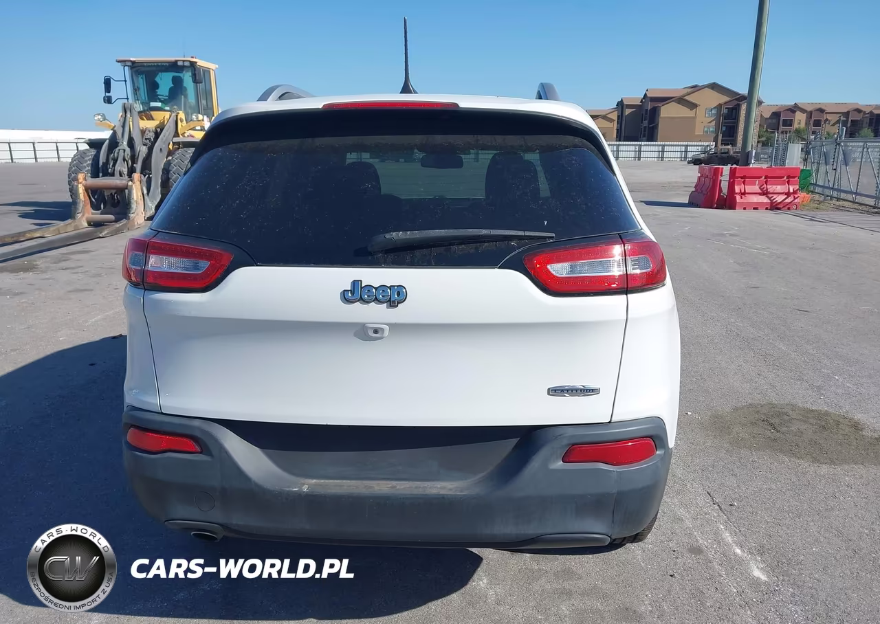 2018 Jeep Cherokee Latitude Fwd VIN:1C4PJLCB2JD538445 - 16