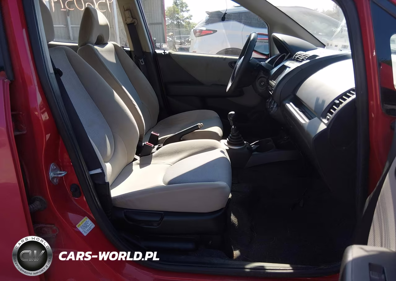 2007 Honda Fit VIN:JHMGD37407S000221 - 5