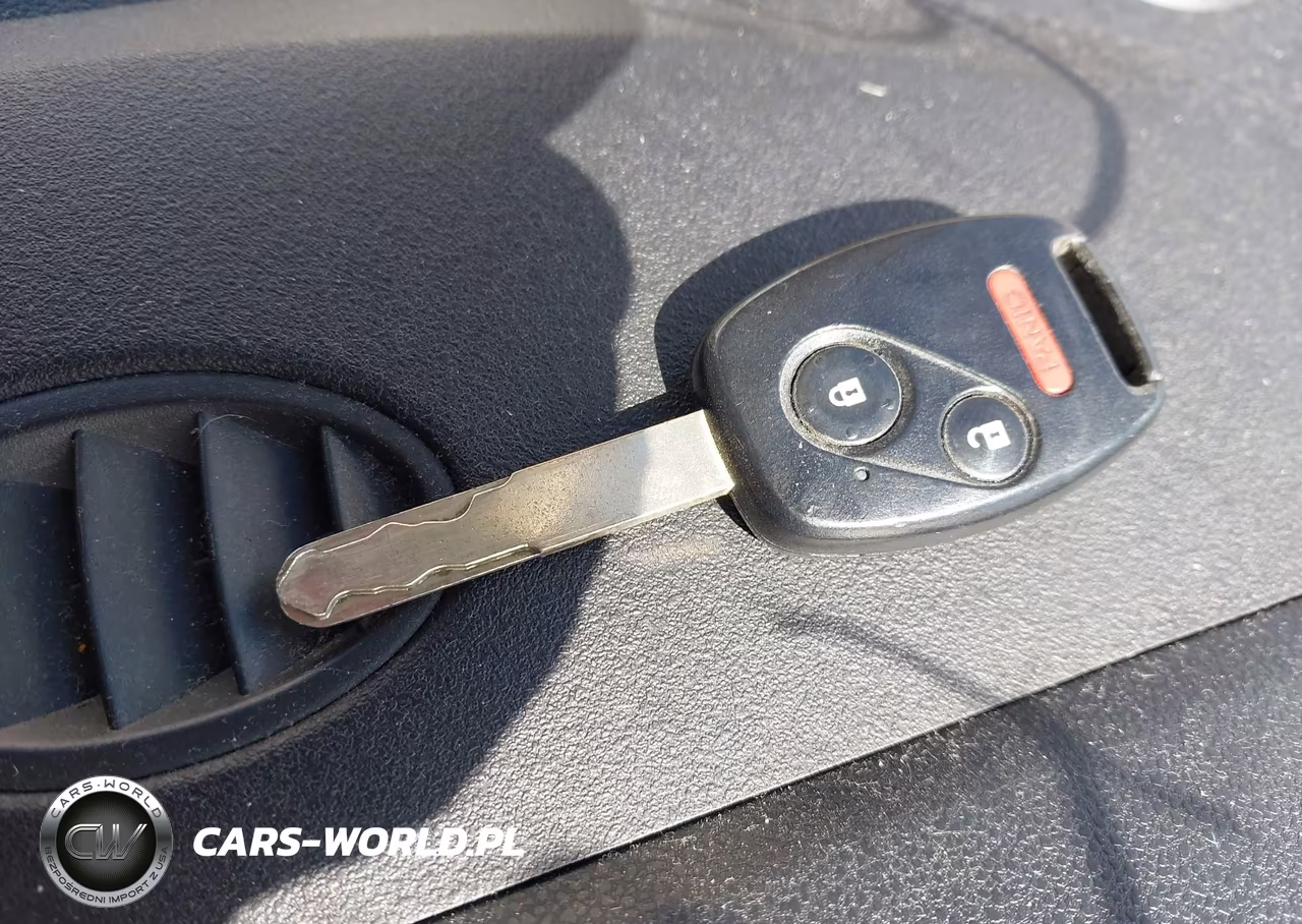 2012 Honda Fit Sport VIN:JHMGE8H56CC007468 - 11