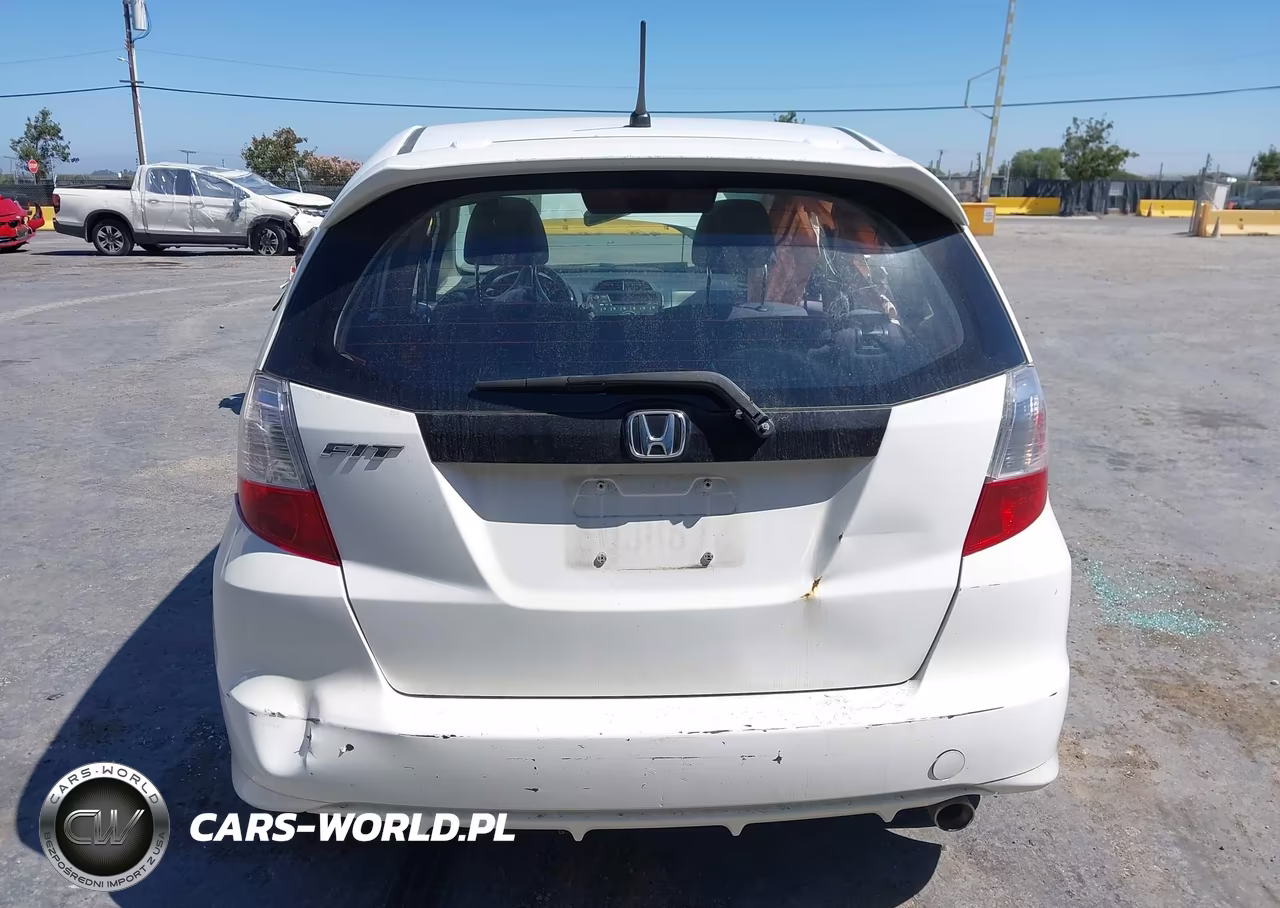2012 Honda Fit Sport VIN:JHMGE8H56CC007468 - 17